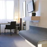 Ξενοδοχείο Radisson Blu Waterfront Hotel, Jersey 4*