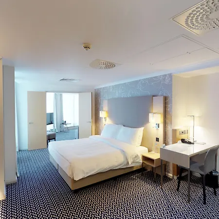 ラディソン ブルー ウォーターフロント ホテル， ジャージー ホテル 4*