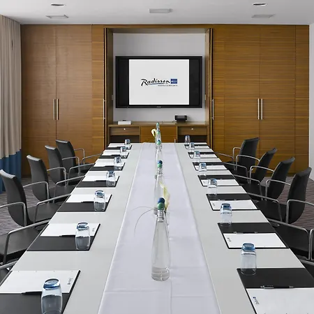 ホテル ラディソン ブルー ウォーターフロント ホテル， ジャージー 4*