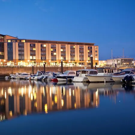 Hotel Radisson Blu Waterfront Hotel, Jersey 4*