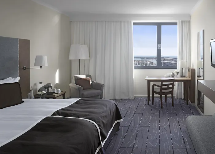 Hotel Radisson Blu Waterfront Hotel, Jersey 4*