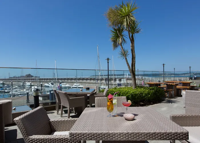 Radisson Blu Waterfront Hotel, Jersey Hotel 4*