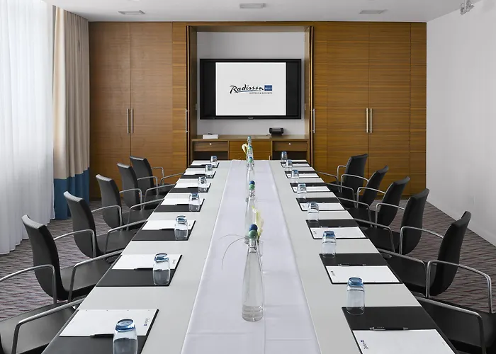 Hotel Radisson Blu Waterfront Hotel, Jersey 4*