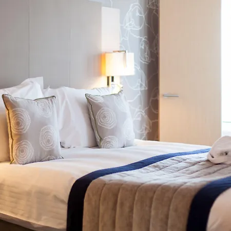 Radisson Blu Waterfront Hotel, Jersey Hotel Saint Helier Jersey