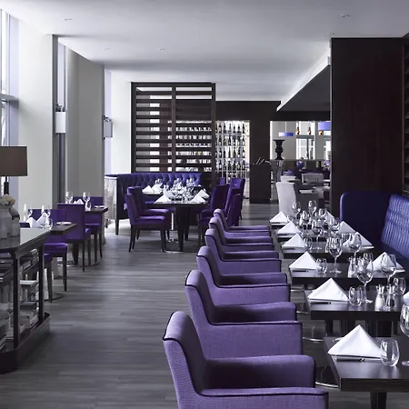 Radisson Blu Waterfront Hotel, Jersey