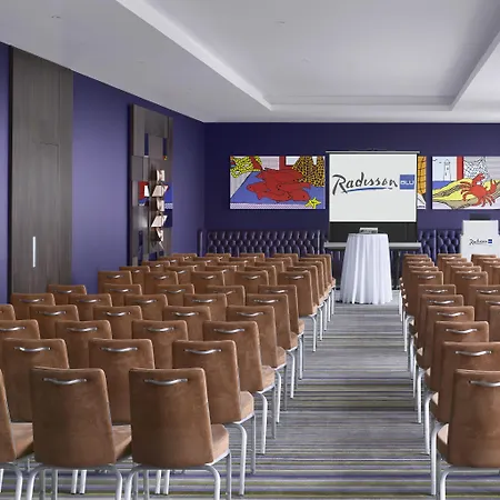 Radisson Blu Waterfront Hotel, Jersey