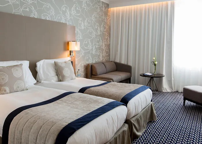Radisson Blu Waterfront Hotel, Jersey Hotel 4*